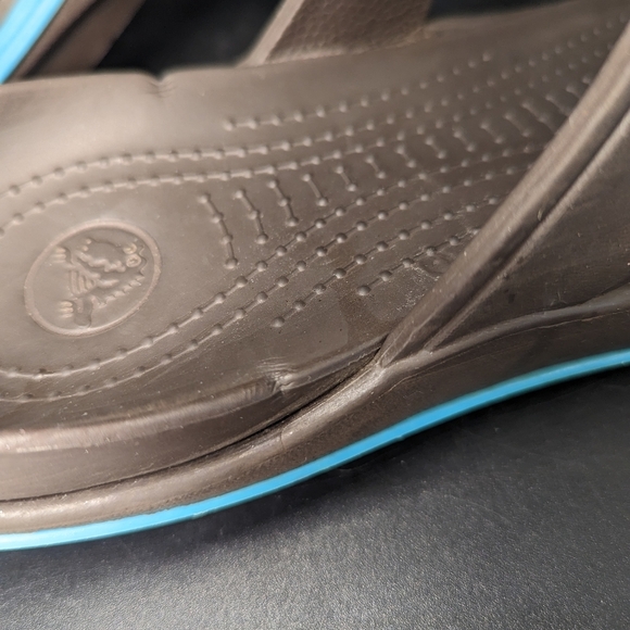 Crocs women's brown sandals shoes beach open toe backless Sz 10 - Picture 7 of 7